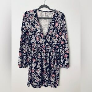 Women’s xhilaration flower dress size medium